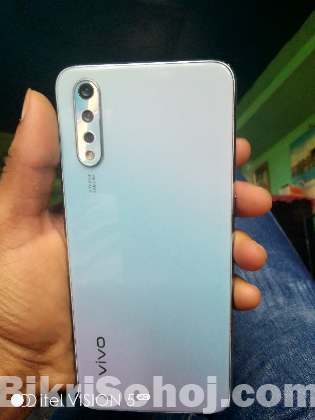 Vivo S1=8/256